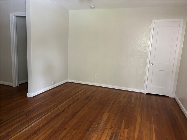 Building Photo - 7655 El Rancho St
