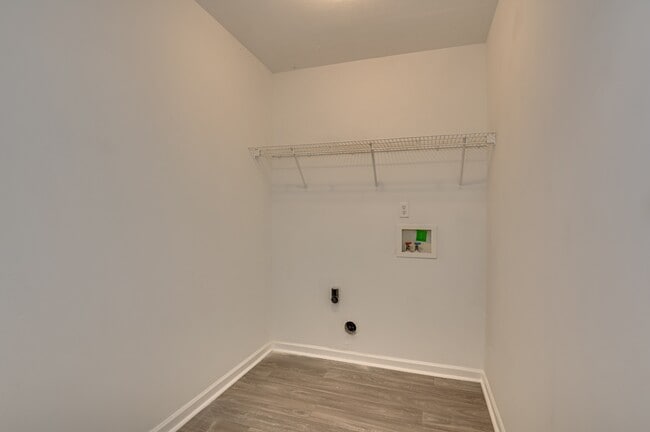 Building Photo - 409 Urial Dr