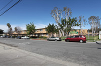 Building Photo - La Puente Garden Apts