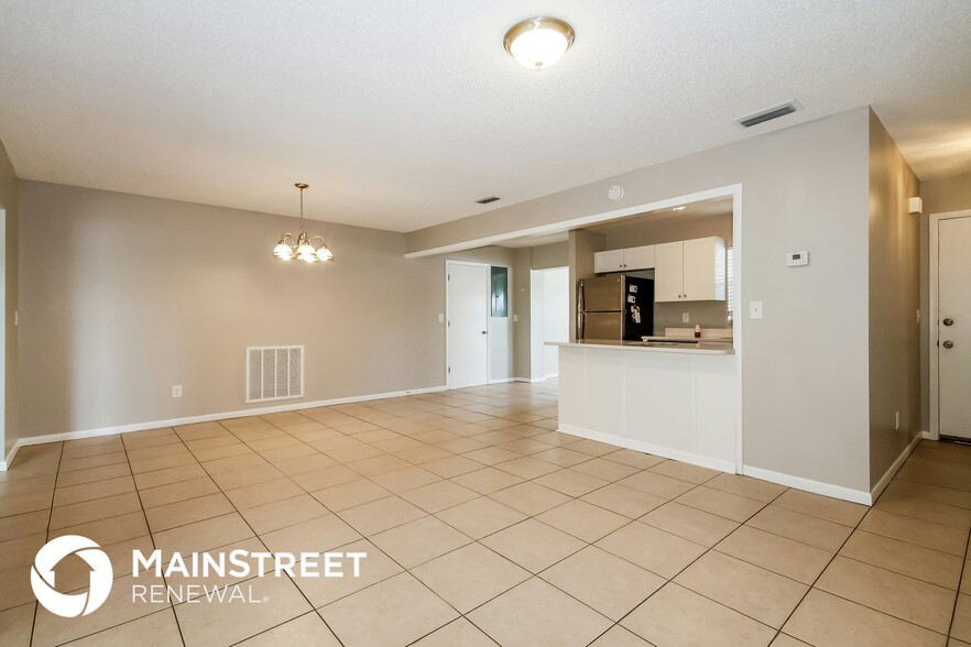 Building Photo - 4449 Chamber Ct