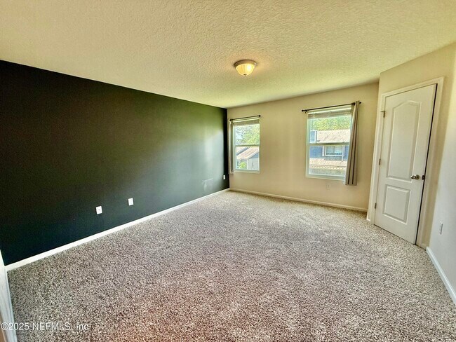 Building Photo - 8006 Echo Springs Rd