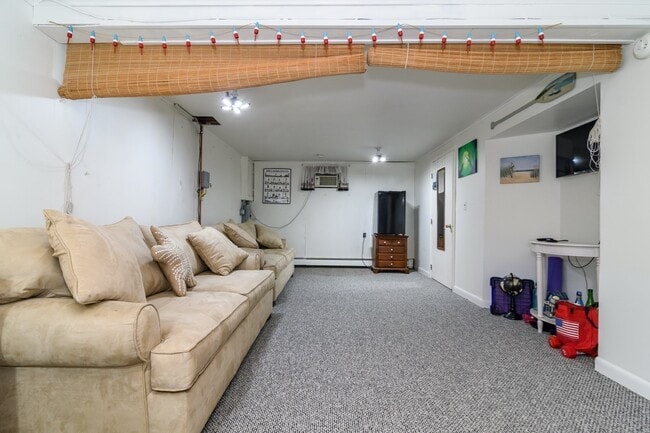 Building Photo - 43 Bellavista Dr