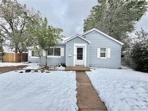 Building Photo - 988 Yates St