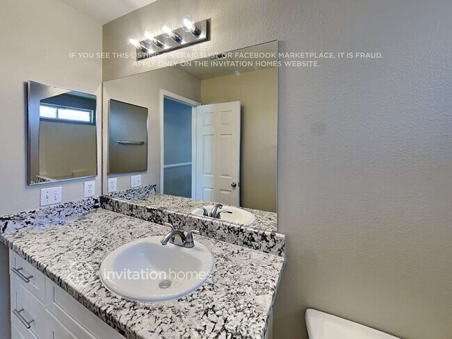 Building Photo - 6504 Abbey Door Ct