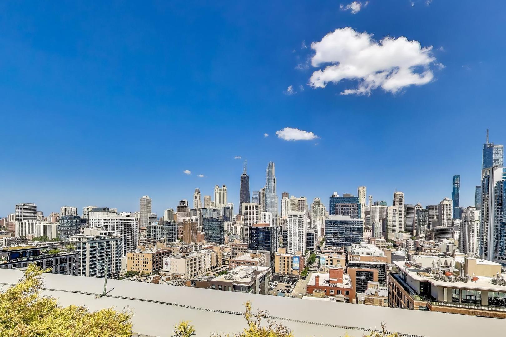 Building Photo - 435 W Erie St