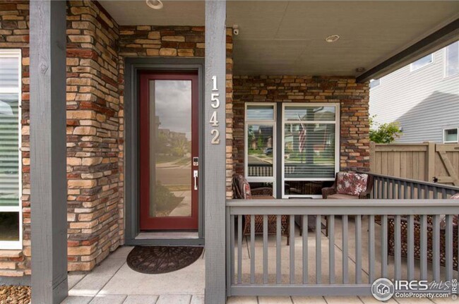 Building Photo - STUNNING 2 STORY SMART HOME IN LOUISVILLE