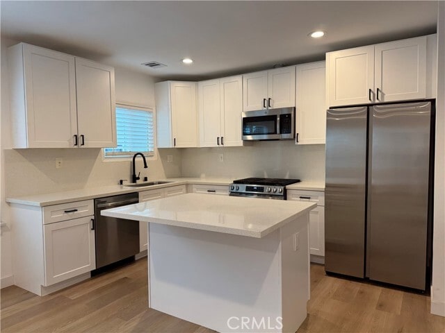 Building Photo - 1215 N Vista St