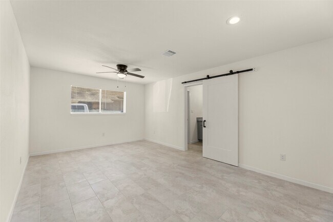 Building Photo - 22019 Kenchester Dr