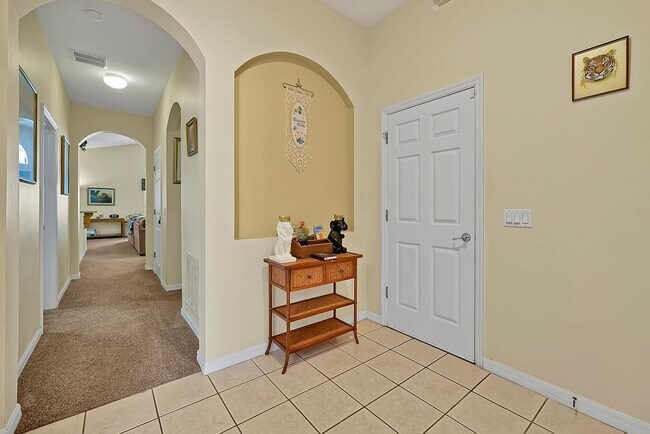 Building Photo - 234 Kildrummy Dr