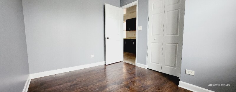 Building Photo - 1350 W 98th Pl