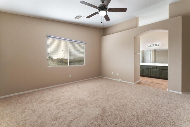 Building Photo - 6604 Lavender Lilly Ln