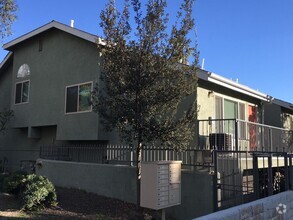 Building Photo - Washington Condo