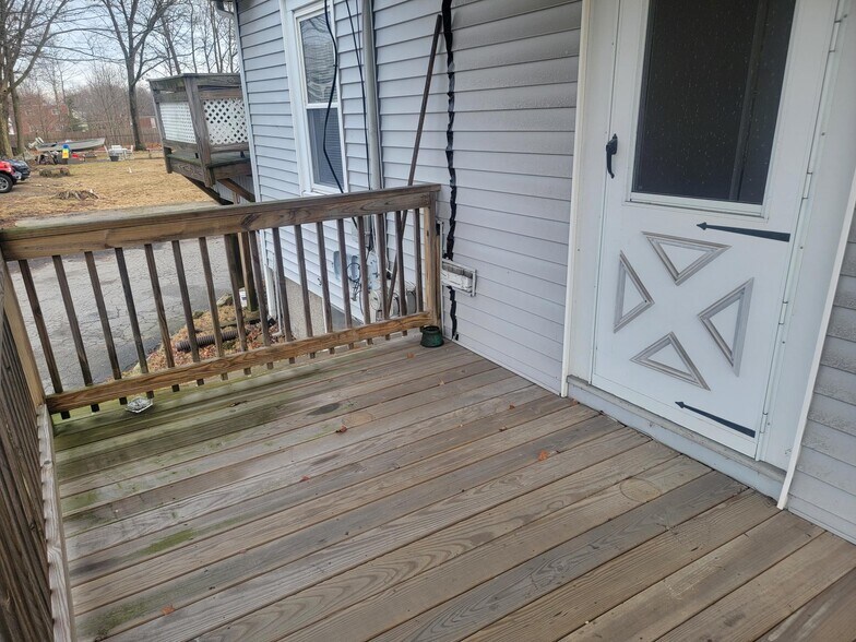 Building Photo - 1054 Washington St