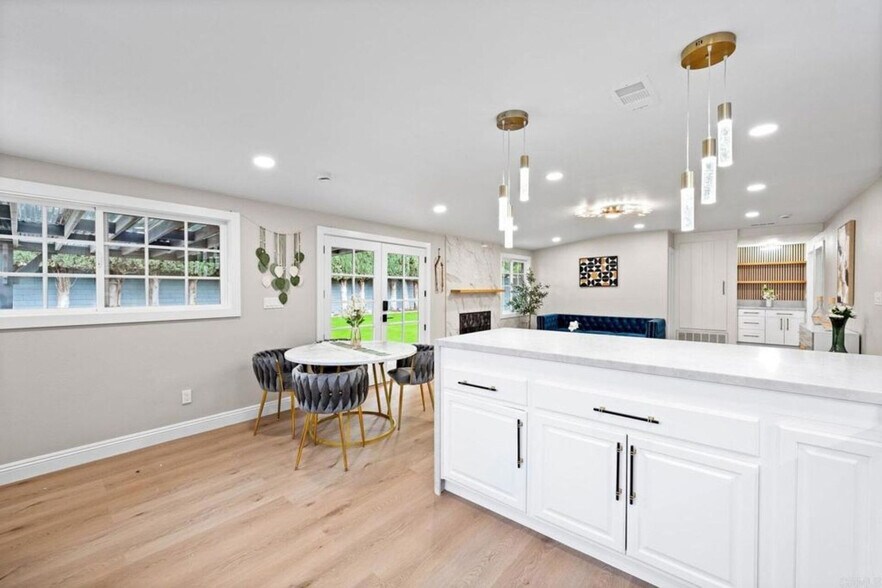 Building Photo - 13824 Powers Rd