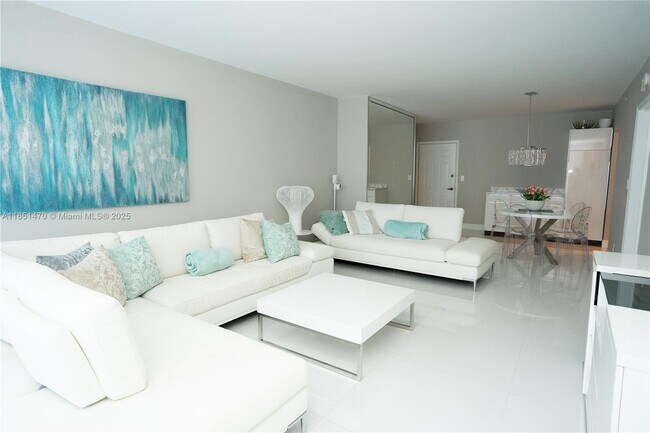 Building Photo - 2501 S Ocean Dr