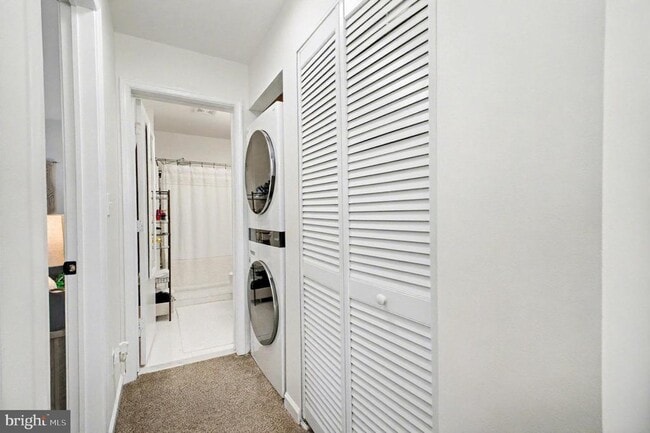 Building Photo - 75 Red Maple Ct