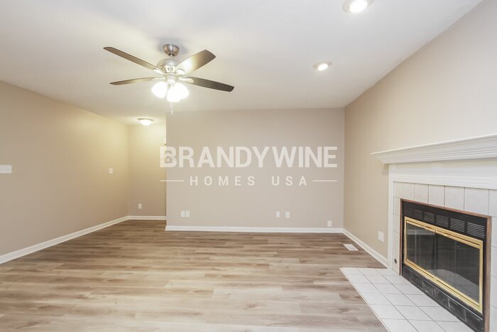 Building Photo - 7536 S Katherine Dr