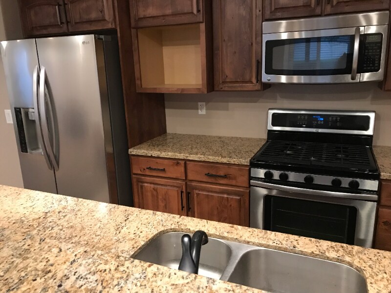 Building Photo - 82 N 3475 W