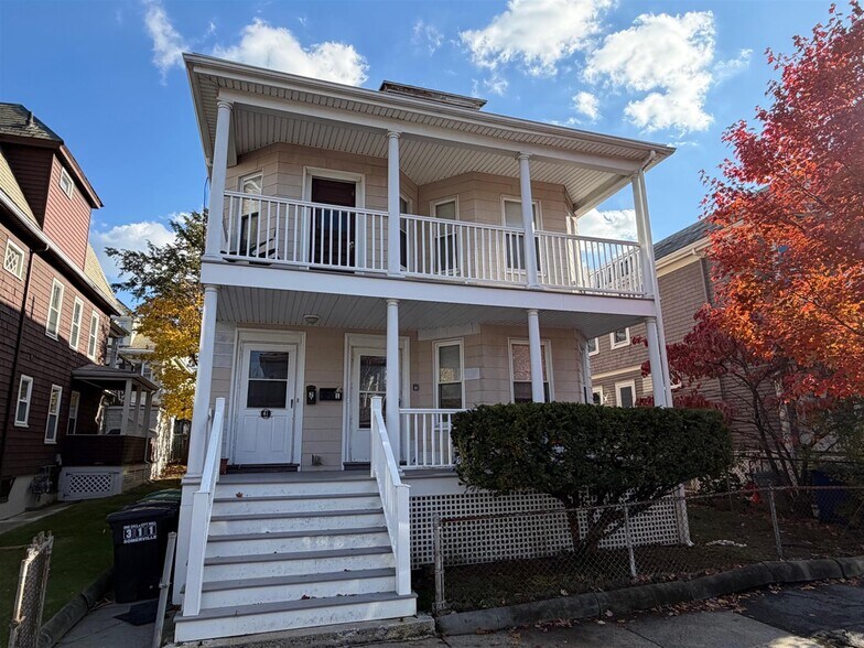 Building Photo - 41 Michigan Ave