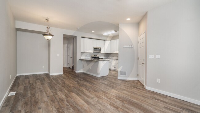 Building Photo - 2 Bedroom Wolf Ranch Townhome with 2 Car Garage