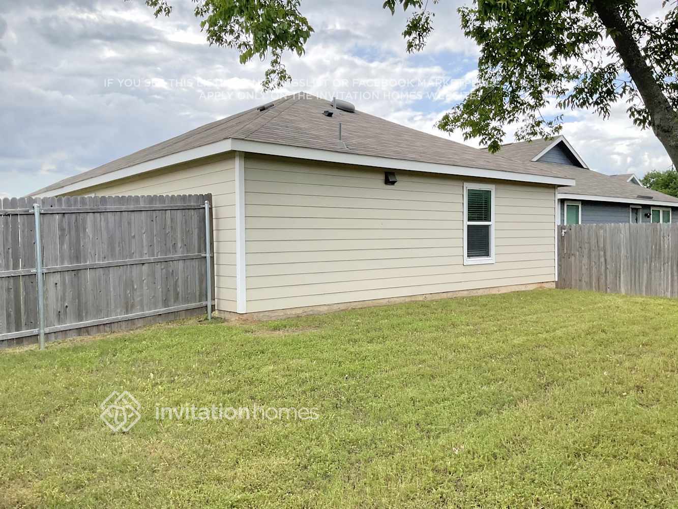 Building Photo - 1346 Mosely Cir