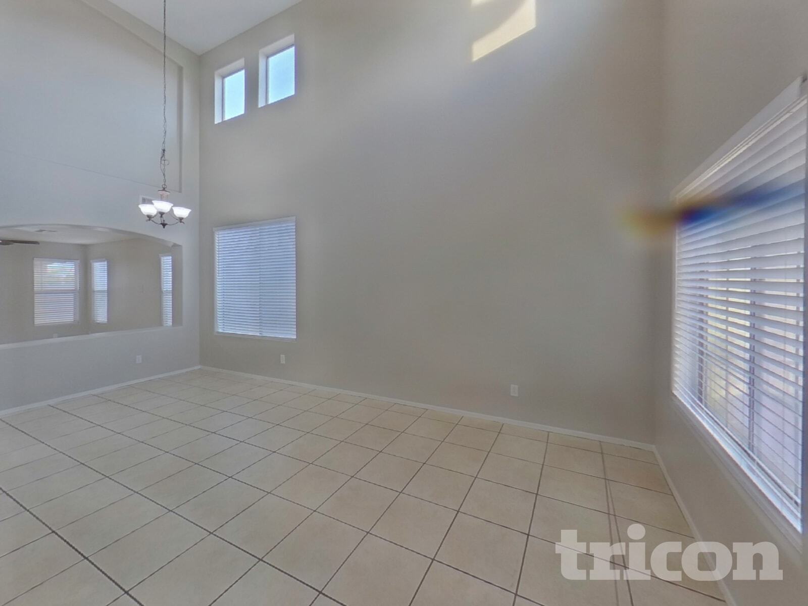 Building Photo - 21116 Alma Dr