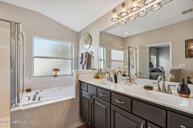 Building Photo - 1525 Cotton Clover Dr