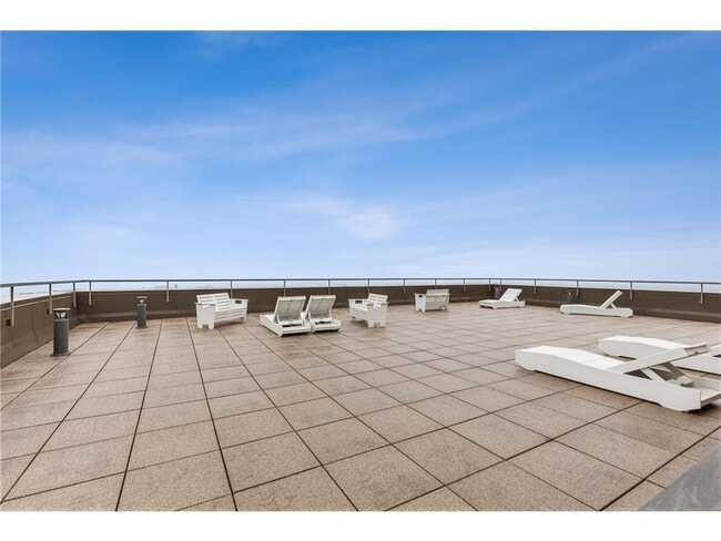 Building Photo - 15 S 1st St