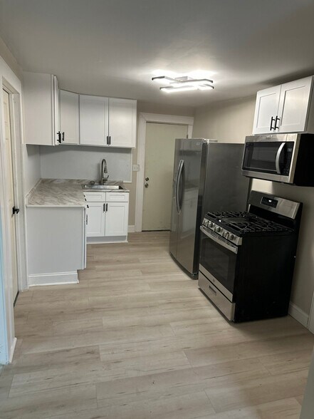 Building Photo - 1310 Willis Ave