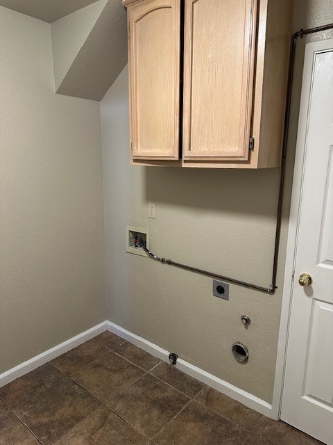 Building Photo - Modesto 5 Bedroom 3 Bathroom with a Pool