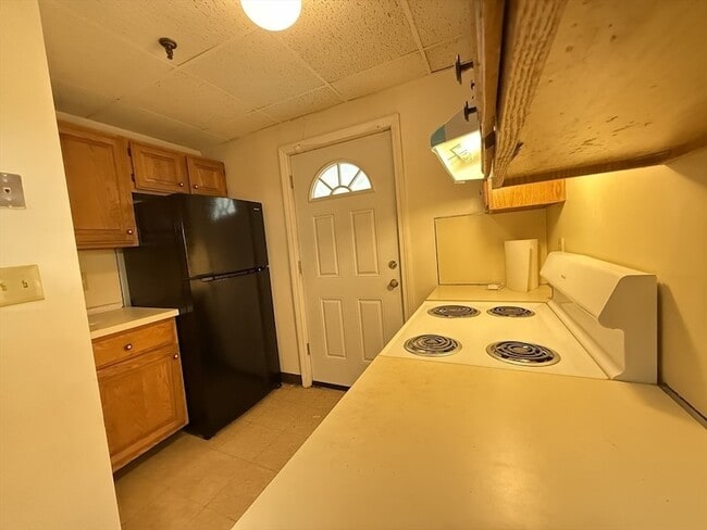 Building Photo - 12 Hammond St