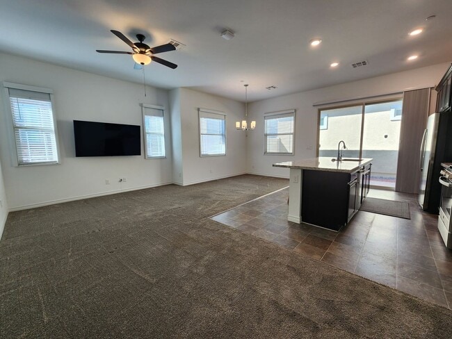 Building Photo - Guard-Gated Cadence 55+ Community | 2 Bed | Single Story Home