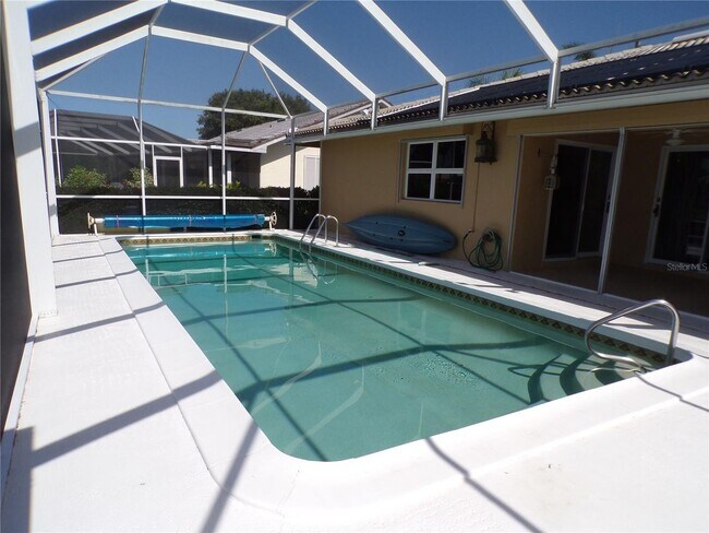 Building Photo - ANNUAL - UNFURNISHED RENTAL - UNFURNISHED - AMAZING LOCATION - SAILBOAT WATER