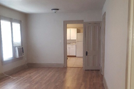 Living room - 1534 28th St N