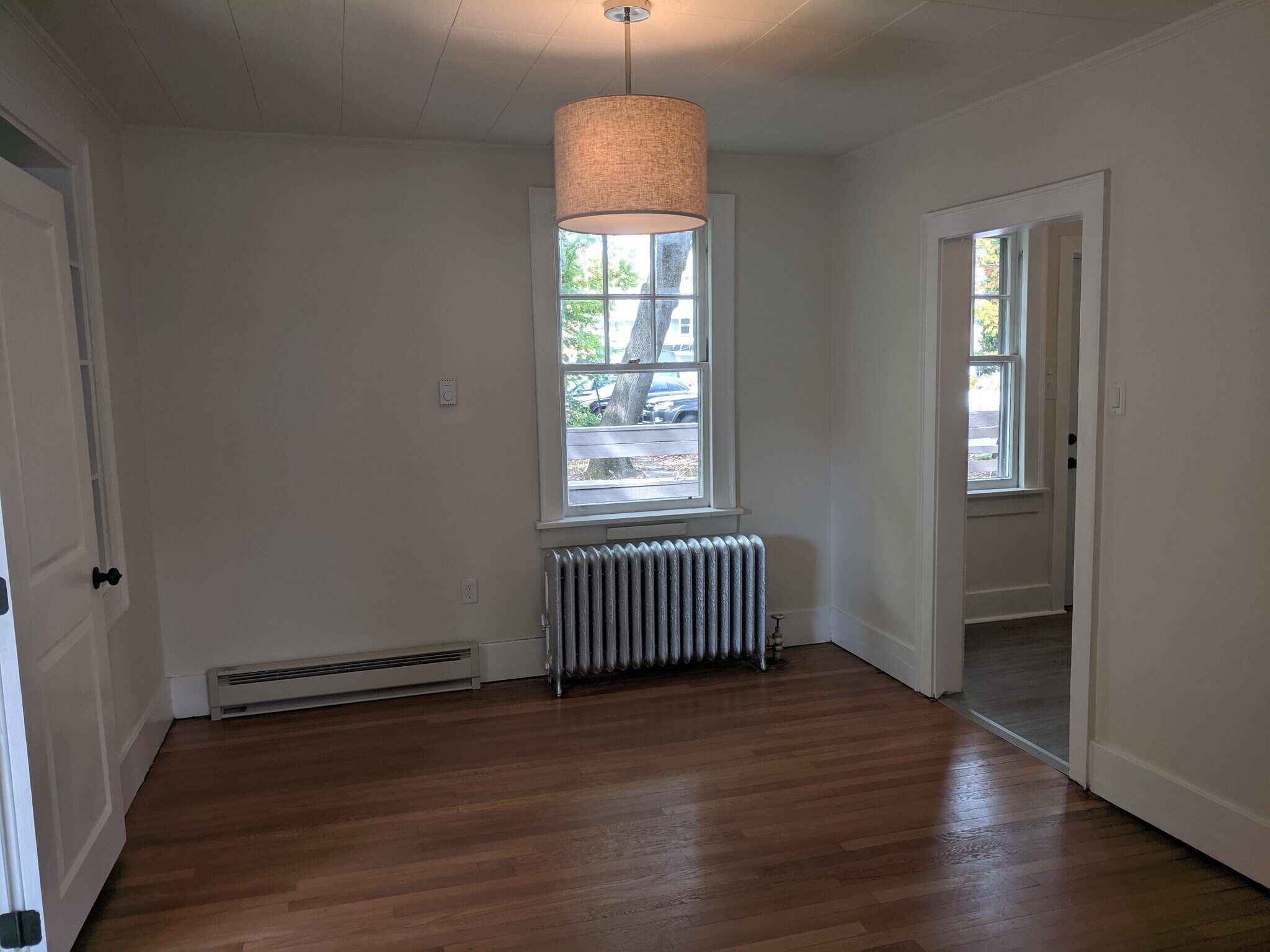 Building Photo - 245 E Hamilton Ave