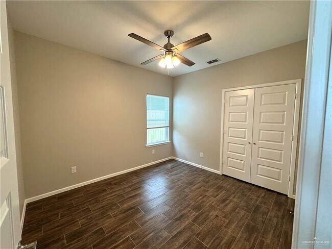 Building Photo - 1612 Canelo Dr