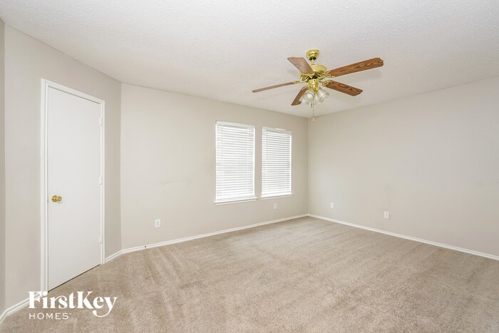 Building Photo - 2553 Big Spring Dr