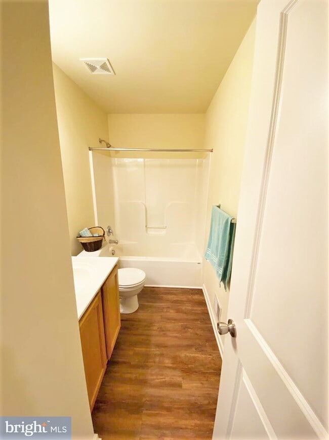 Building Photo - 234 Garrison Way