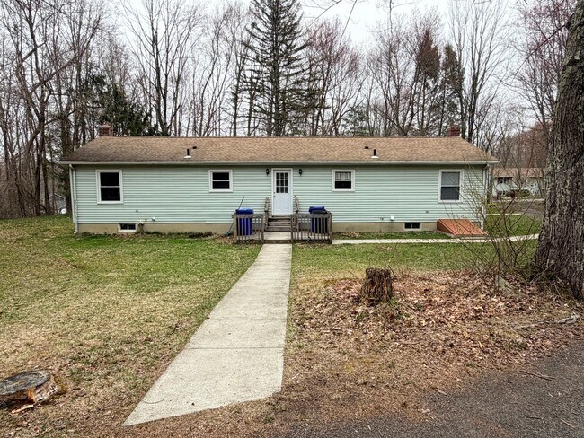 Building Photo - 154A Dunn Rd