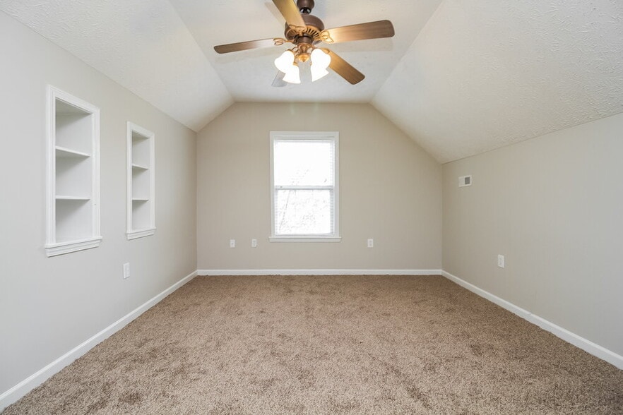 Building Photo - 378 Meigs Dr