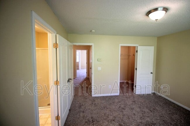 Building Photo - 1402 Bayrose Cir