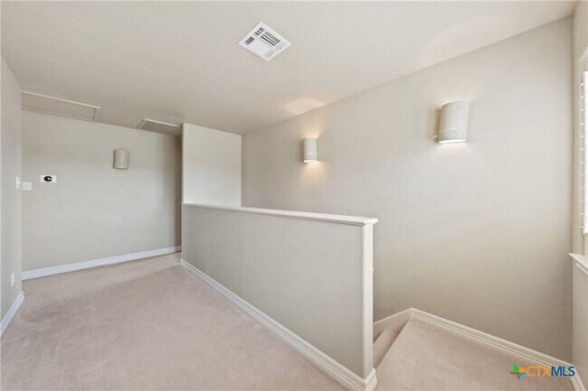 Building Photo - 4512 Sunflower Ln