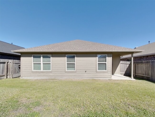 Building Photo - 15426 Rancho Joya Wy