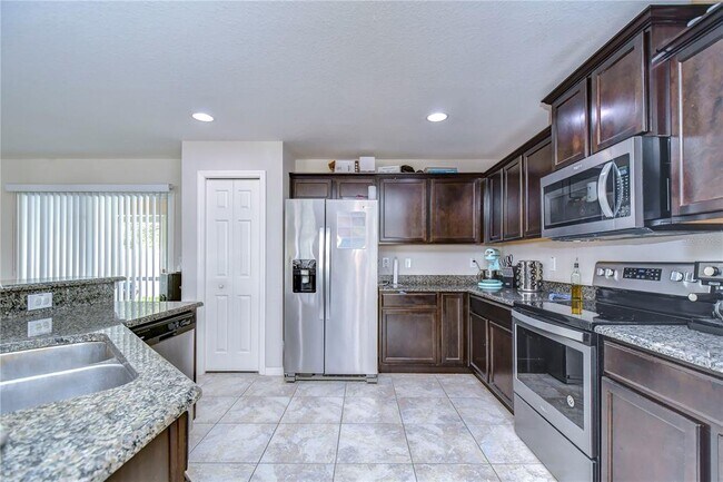 Building Photo - 5005 Chipotle Ln