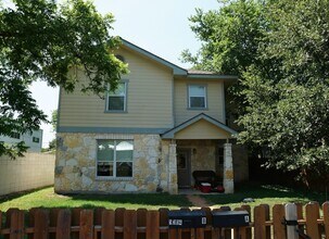 Building Photo - 5304 Evans Ave