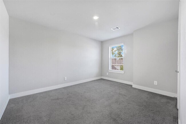 Building Photo - 10329 S Goshawk Trl