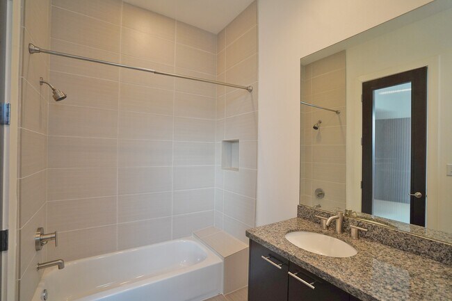 Building Photo - 4611 Austin St