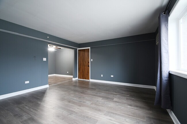 Building Photo - 17204 71st Ave