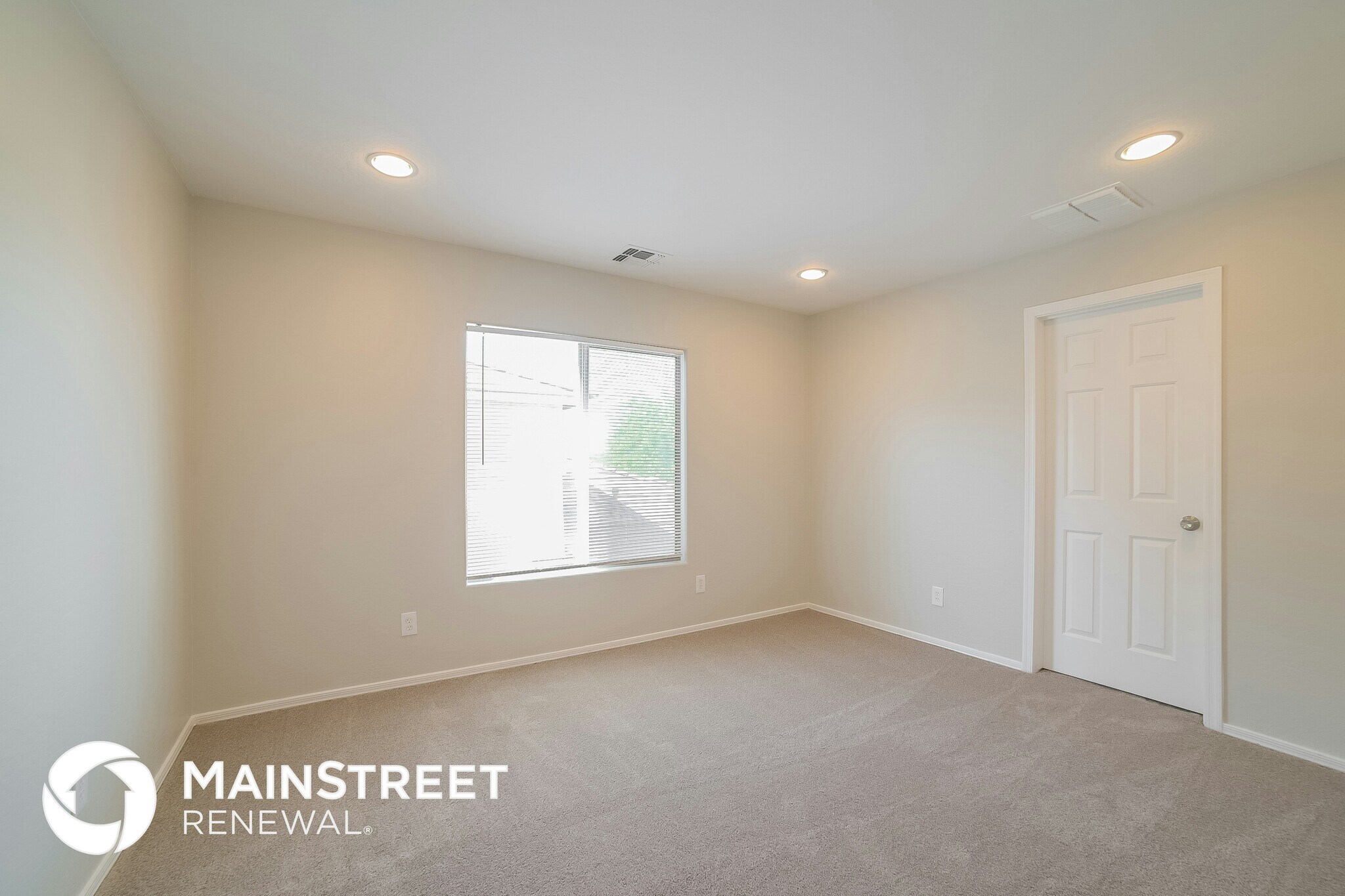 Building Photo - 11871 W Hadley St