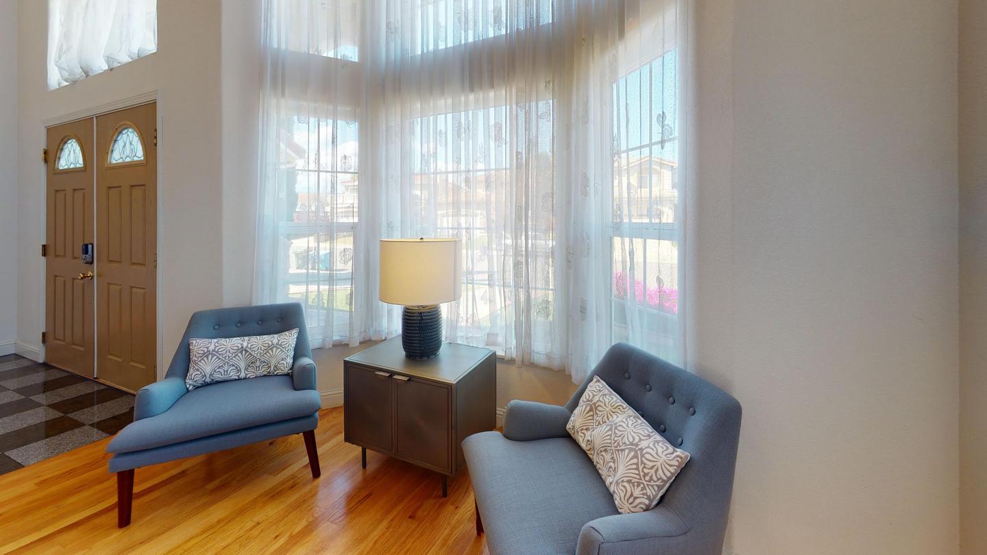 Building Photo - 10610 Morengo Dr